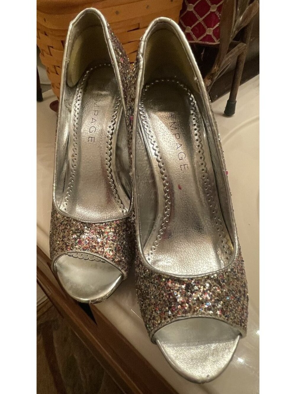 RAMPAGE WOMENS SHOES BRONZE/GOLD Glittery Heels/7-7.5